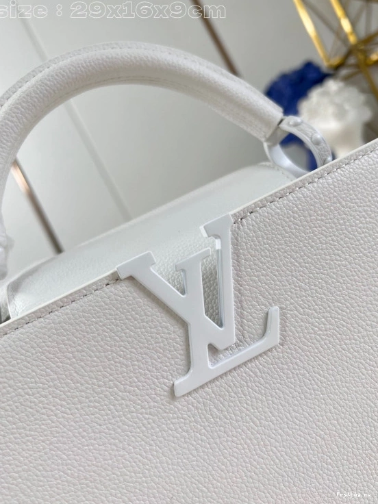 Frstbag ru LOUIS BB-29*16.5*9CM CAPUCINES VUITTON 0722